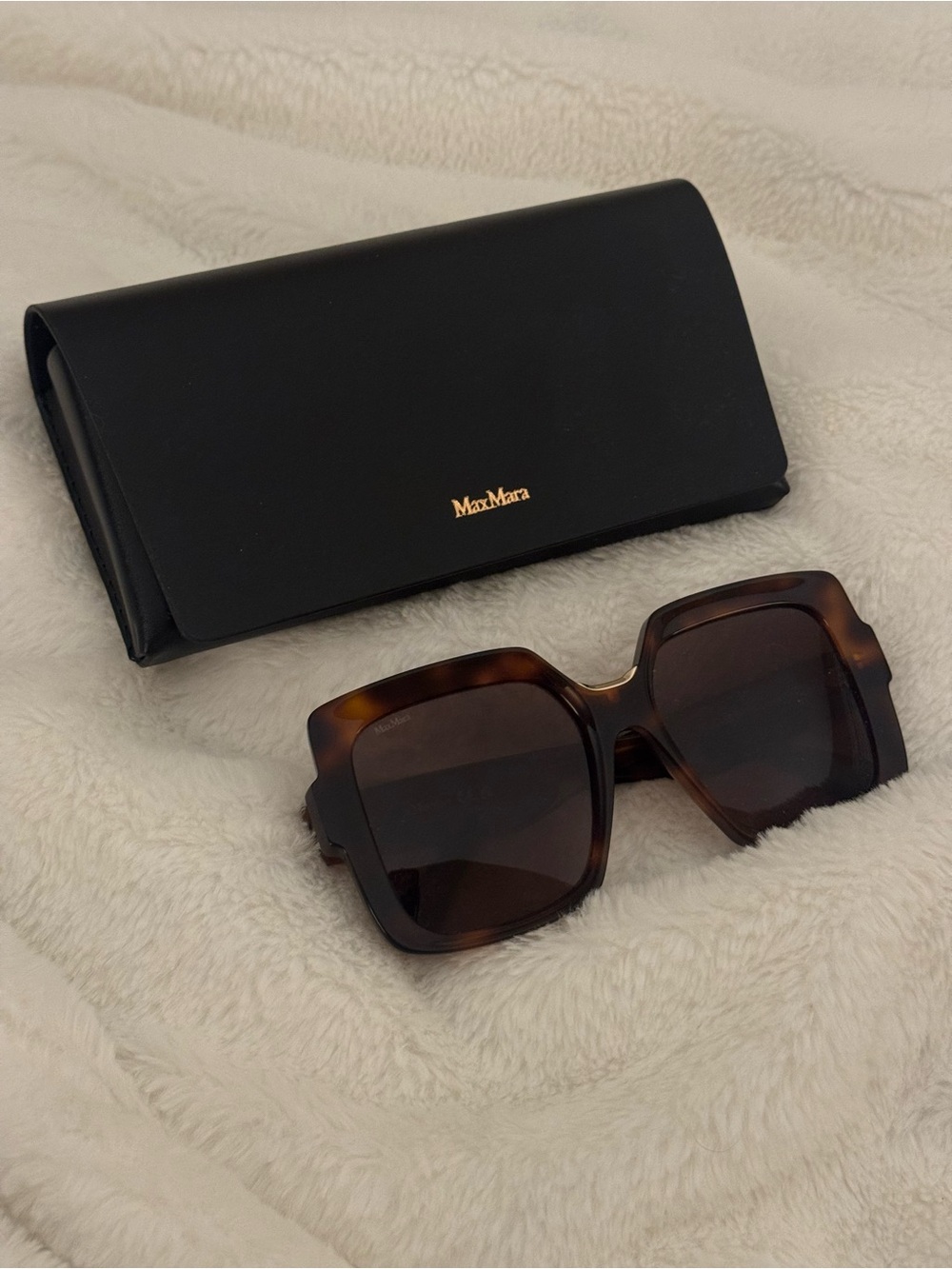 MaxMara Tortoiseshell Square Oversized Sunglasses - Brown